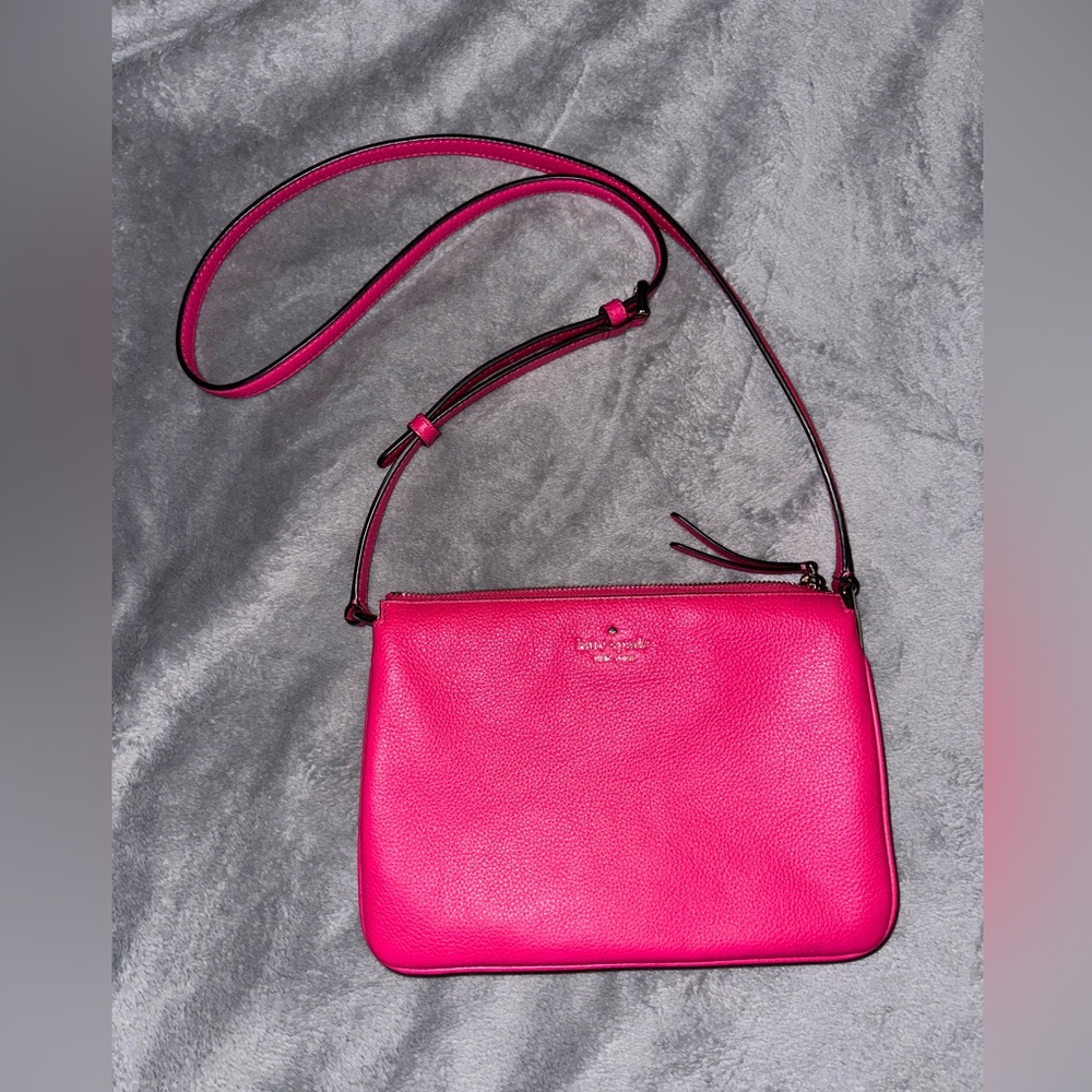 Kate Spade Crossbody Bag 🦋